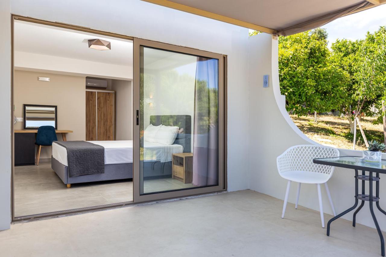 Anasa Corfu (Adults Only) Aparthotel Benitses  Ruang foto