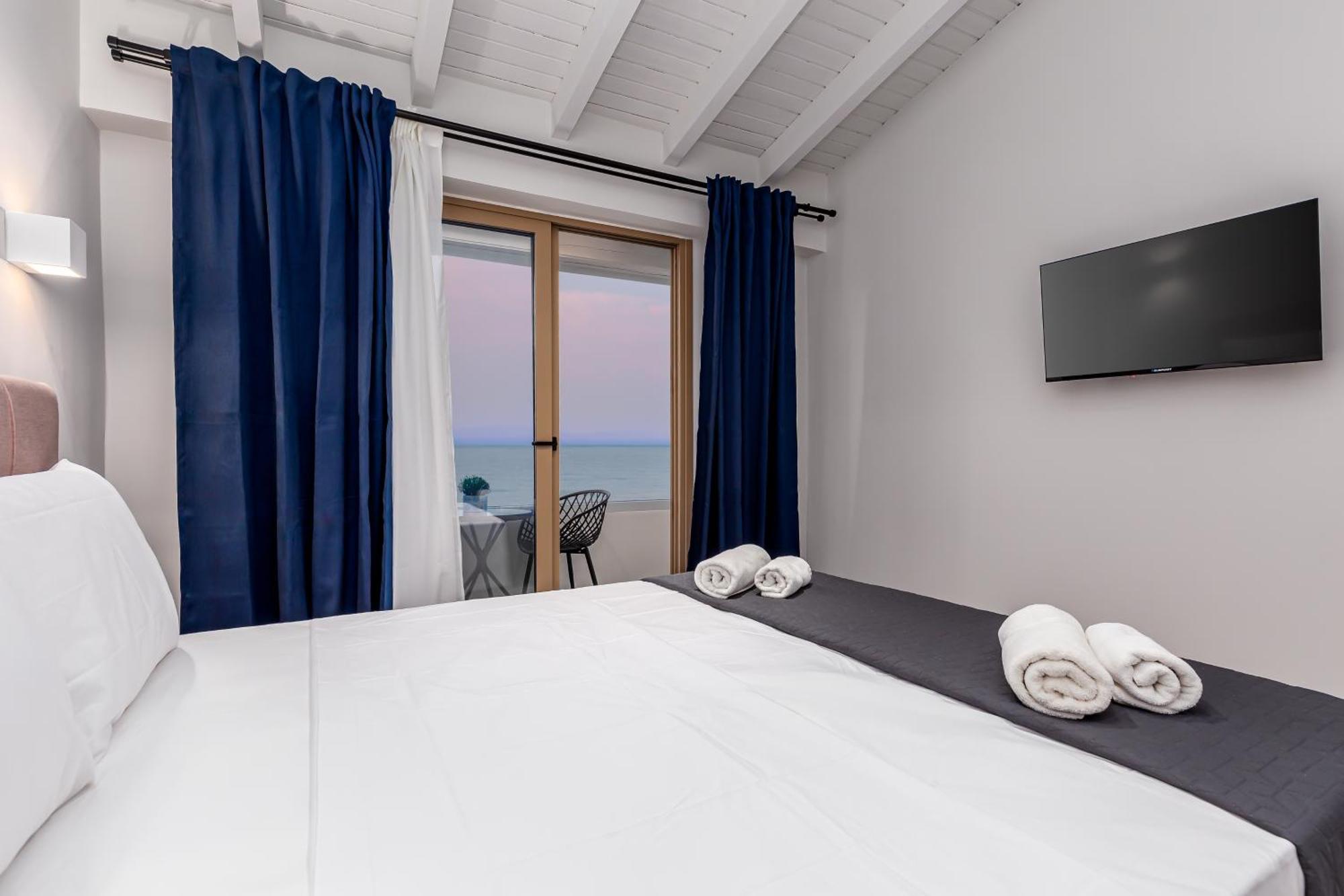 Anasa Corfu (Adults Only) Aparthotel Benitses  Bagian luar foto
